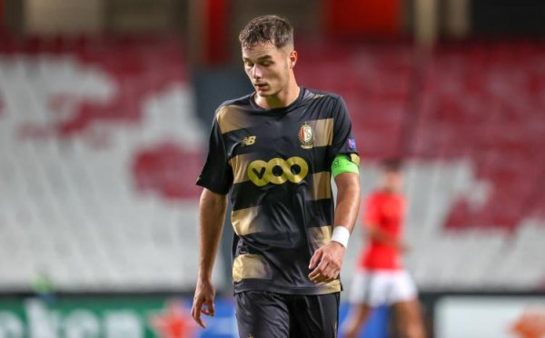 股鑫所 太遗憾！26岁国米天才就此退役，三次膝盖大伤导致他失去自信